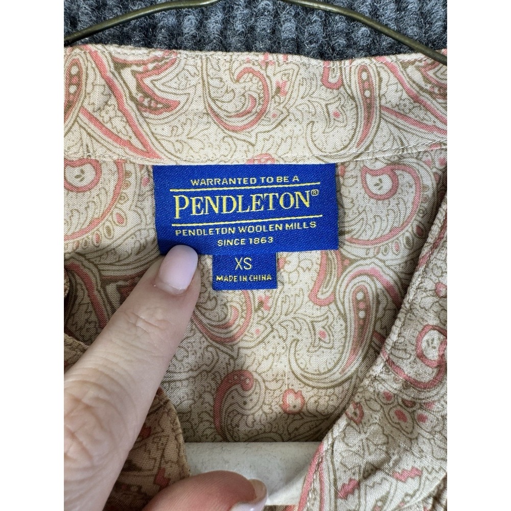 Pendleton Women's Paisley 100% Rayon Button-Up Blouse‎ Beige Pink Long Sleeve XS